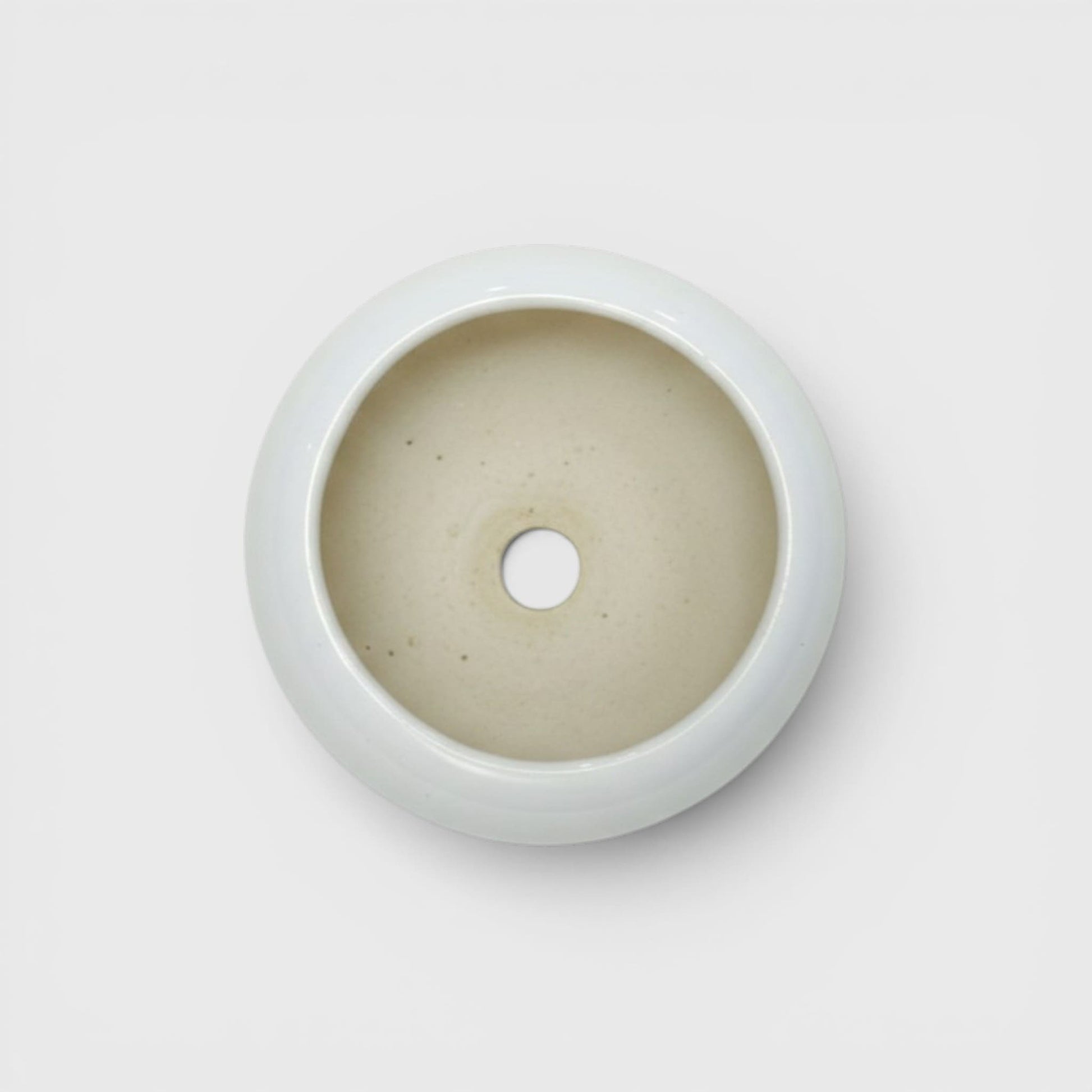 Apple-Shaped White Ceramic Planter with Drainage (3×3 in)