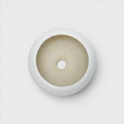 Apple-Shaped White Ceramic Planter with Drainage (3×3 in)