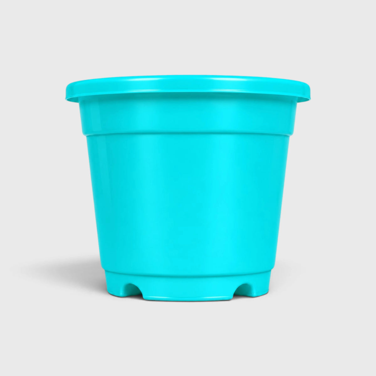 4-Inch Plastic Plant Pots – Strong & Long-Lasting