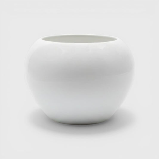 Apple-Shaped White Ceramic Planter with Drainage (3×3 in)