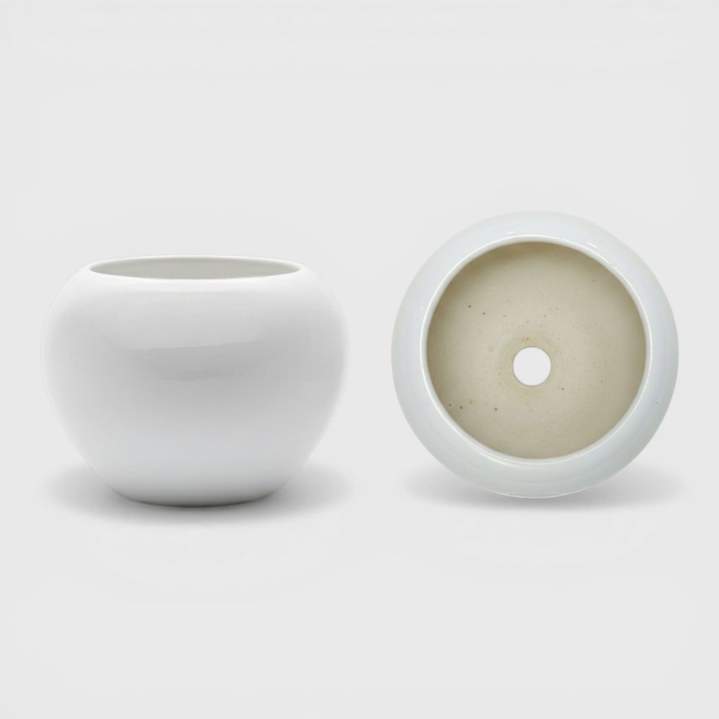 Apple-Shaped White Ceramic Planter with Drainage (3×3 in)